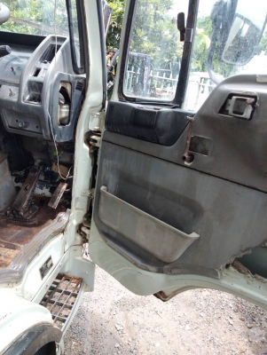 ขายหัวรถฮีโน่สิงห์ไฮเทค สภาพดี ไม่ผุ ยกใส่ใด้เลย อุปกรณ์ครบ ราคา67,000 สนใจติดต่อคุณเอ 087-049-9962