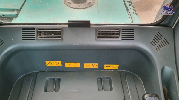 ขาย KOBELCO SK 200-8 Yn12 SuperXM ใช้งาน 3,5xx ชั่วโมง ขาย KOBELCO SK 200-8 Yn12 SuperXM ใช้งาน 3,5xx ชั่วโมง