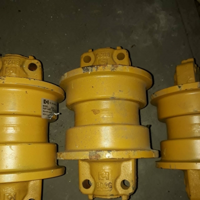 ขายฮาฟแทรกเตอร์.D4. D5ของใหม่ ของเก่า เกียร์.สปอกเกต.โรเล่อ.โซ่.ล้อนำ.อะไหล่ช่วงล่าง อะไหล่ทั่วไป