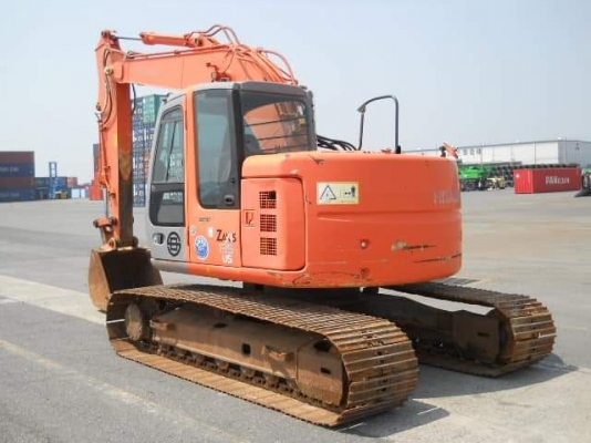 มาใหม่จ้า..HITACHI ZX135US เก่านอกแท้  สภาพสวย เดิมๆๆ แทรคใหญ่ ใบ 70 มีลายแย๊ก  พร้อมใช้ โทร 089-3818694 จ๊อย