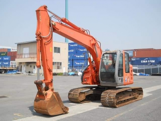 มาใหม่จ้า..HITACHI ZX135US เก่านอกแท้  สภาพสวย เดิมๆๆ แทรคใหญ่ ใบ 70 มีลายแย๊ก  พร้อมใช้ โทร 089-3818694 จ๊อย