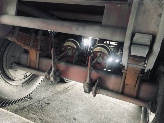 ขายหางก้าง2เพลาสภาพ ,ยางดีมาก+ตุ้สภาพดี12ม. ราคาเบาๆ มีเล่ม พร้อมใช้งาน