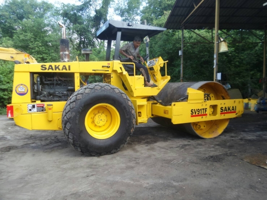 รถบดสั่นเสทืน10ตัน Sakai SV 91 TF-2เปลือก 2เพลา เล่มทะเบียนพร้อมลงงาน รถบดสั่นเสทืน10ตัน Sakai SV 91 TF-2เปลือก 2เพลา เล่มทะเบียนพร้อมลงงาน