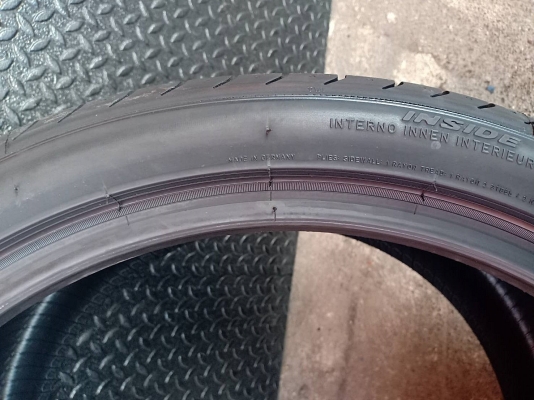 PIRELLI P ZERO (MO) 285/30R19 ปี19 สำหรับใส่รถ Mercedes-Benz CLS