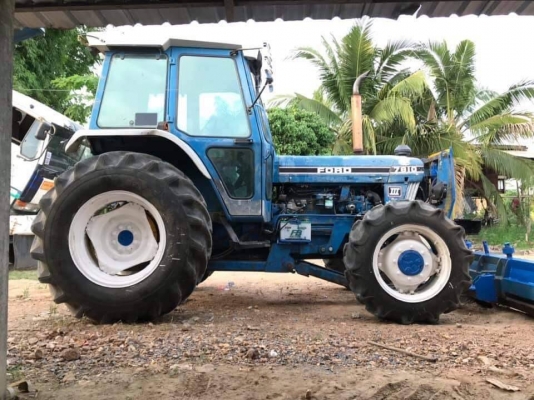 รถไถ FORD 7810 4WD รถปี 56