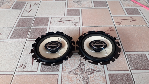 ดอกลำโพง Pioneer ขนาด 6นิ้ว ดอกลำโพง Pioneer ขนาด 6นิ้ว