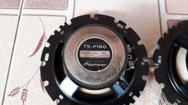 ดอกลำโพง Pioneer ขนาด 6นิ้ว ดอกลำโพง Pioneer ขนาด 6นิ้ว