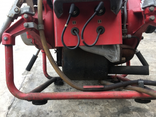 ขายเครื่องดับเพลิงเก่าญี่ปุ่น พร้อมอุปกรณ์ตามรูป เครื่องเบนซิน 2 สูบ