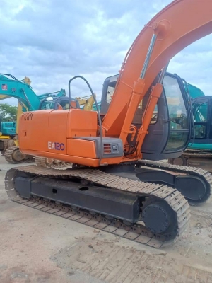 ขายจ้า..HITACHI EX120-5 เก่านอกแท้  สภาพสวย เครื่องปั๊มแห้ง..ใช้งานมาน้อย.โทร 089-3818694 จ๊อย
