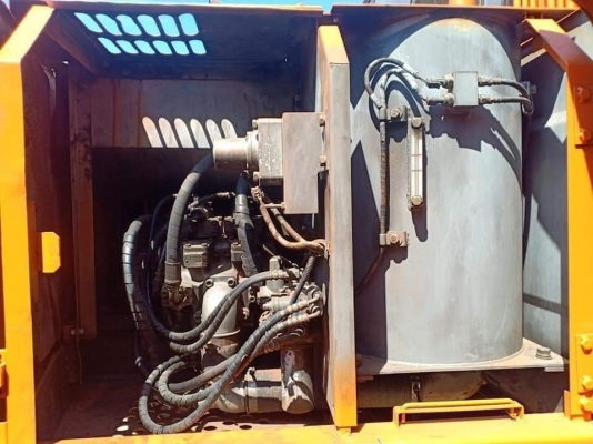 ขายจ้า..HITACHI EX120-5 เก่านอกแท้  สภาพสวย เครื่องปั๊มแห้ง..ใช้งานมาน้อย.โทร 089-3818694 จ๊อย