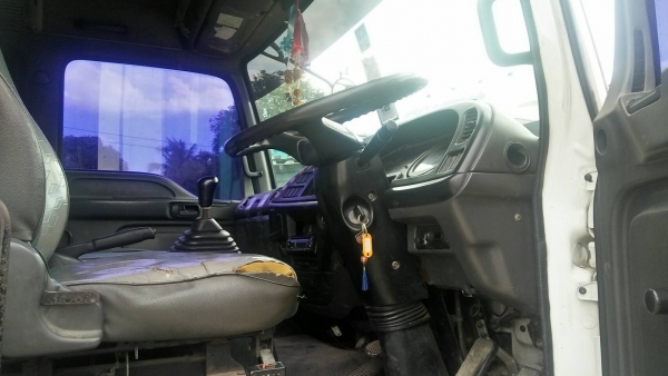 Isuzu dega 200แรงม้า ปี49