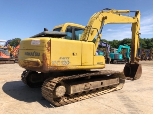 ขายจ้า KOMATSU PC120-6 เก่านอกแท้  สภาพสวย พร้อมใช้ โทร 089-7462641 สุวรรณี