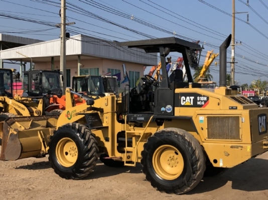 ขายรถตักล้อยาง CAT 910H ปี 2013 นำเข้าเองจากญี่ปุ่น สภาพสวยพร้อมใช้ มีVDOการทำงานครับ