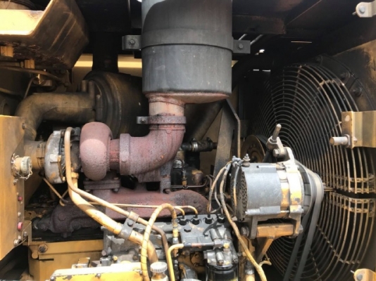 ขายรถตักล้อยาง CAT 936Z (4,XXX ชั่วโมง) นำเข้าเองจากญี่ปุ่น สภาพสวยพร้อมใช้ มีVDOการทำงานครับ