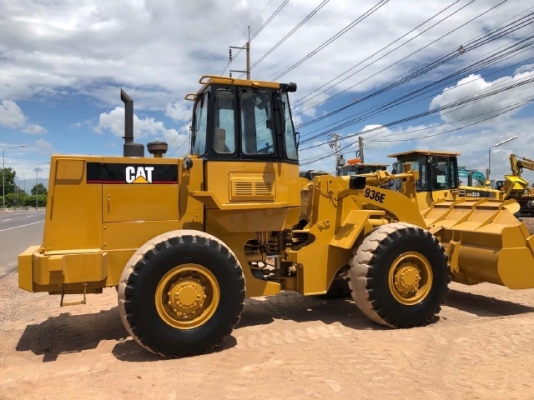 ขายรถตักล้อยาง CAT 936E นำเข้าเองจากญี่ปุ่น สภาพสวยพร้อมใช้ มีVDOการทำงานครับ