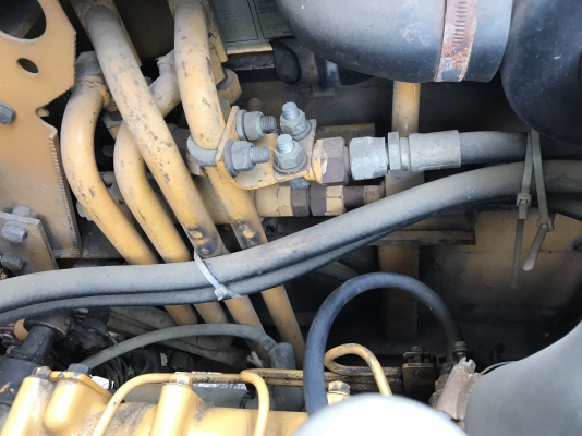 ขายรถตัก KOMATSU WA30-2 นำเข้าจากญี่ปุ่น พร้อมใช้ครับ ติดต่อ 063-9316985 ID LINE : 0639316985 ครับ