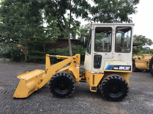 ขายรถตัก KOMATSU WA30-2 นำเข้าจากญี่ปุ่น พร้อมใช้ครับ ติดต่อ 063-9316985 ID LINE : 0639316985 ครับ