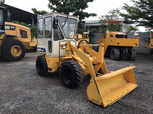 ขายรถตัก KOMATSU WA30-2 นำเข้าจากญี่ปุ่น พร้อมใช้ครับ ติดต่อ 063-9316985 ID LINE : 0639316985 ครับ