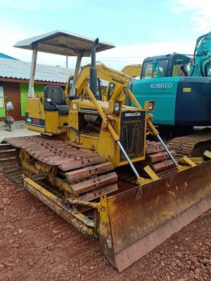 ขายจ้า KOMATSU D20PL-6 เก่านอกแท้  เดิมๆๆ  เครื่องปั๊มแห้ง  ใช้งานมาน้อย โทร 089-7462641 สุวรรณี