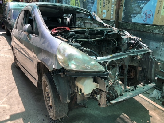 ซาก honda jazz พร้อมเครื่องเกียร์ ปี05 ไม่มีเล่ม ทำเอกสารซื้อขายได้ ซาก honda jazz พร้อมเครื่องเกียร์ ปี05 ไม่มีเล่ม ทำเอกสารซื้อขายได้