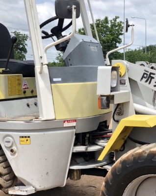 ขายรถตักล้อยาง KOMATSU WA20-2 นำเข้าเองจากญี่ปุ่น สภาพสวยพร้อมใช้ มีVDOการทำงานครับ