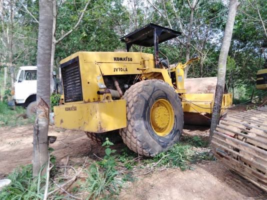 ขาย 315,000 รถบด 10 ตัน KOMATSU JV 100 A เครื่องดี ปั้มสั่นแรง เอวแน่น ยางดี ล้อเหล็กหนา เพลาเดียว รถสวยพร้มใช้ เอกสารซื้อขาย รถอยู่ นครสวรรค์ 090-772-3710 090-772-3708 ขาย 315,000 รถบด 10 ตัน KOMATSU JV 100 A เครื่องดี ปั้มสั่นแรง เอวแน่น ยางดี ล้อเหล็กหนา เพลาเดียว รถสวยพร้มใช้ เอกสารซื้อขาย รถอยู่ นครสวรรค์ 090-772-3710 090-772-3708