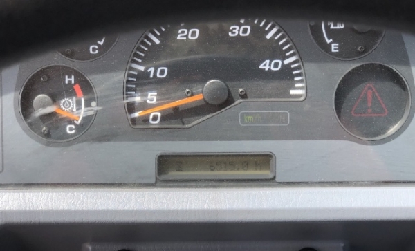 ขายรถตักล้อยาง KOMATSU WA100-5 (6,xxx ชั่วโมง) นำเข้าเองจากญี่ปุ่น สภาพสวยพร้อมใช้ มีVDOการทำงานครับ