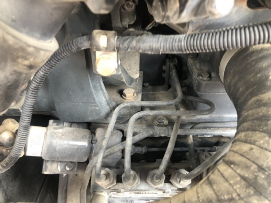 ขายรถตักล้อยาง KOMATSU WA100-5 (6,xxx ชั่วโมง) นำเข้าเองจากญี่ปุ่น สภาพสวยพร้อมใช้ มีVDOการทำงานครับ