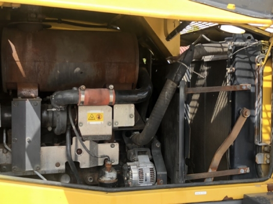 ขายรถตักล้อยาง KOMATSU WA320-5 รถนอกนำเข้าจากญี่ปุ่น สภาพสวยพร้อมใช้