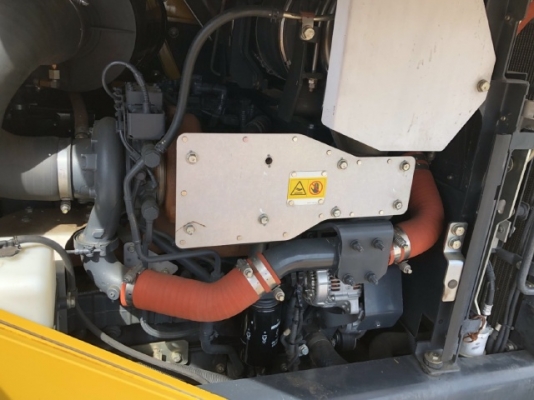 ขายรถตักล้อยาง KOMATSU WA320-7 ปี 2016 นำเข้าเองจากญี่ปุ่น สภาพสวยพร้อมใช้ มีVDOการทำงานครับ ขายรถตักล้อยาง KOMATSU WA320-7 ปี 2016 นำเข้าเองจากญี่ปุ่น สภาพสวยพร้อมใช้ มีVDOการทำงานครับ