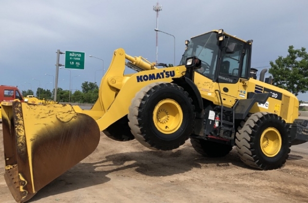 ขายรถตักล้อยาง KOMATSU WA320-7 ปี 2016 นำเข้าเองจากญี่ปุ่น สภาพสวยพร้อมใช้ มีVDOการทำงานครับ ขายรถตักล้อยาง KOMATSU WA320-7 ปี 2016 นำเข้าเองจากญี่ปุ่น สภาพสวยพร้อมใช้ มีVDOการทำงานครับ
