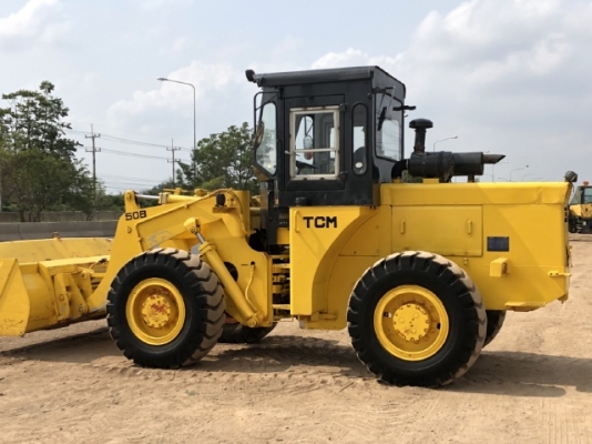 ขายรถตักล้อยาง TCM 50BZ2 (เท่าเทียบ WA200) นำเข้าเองจากญี่ปุ่น สภาพสวยพร้อมใช้ มีVDOการทำงานครับ