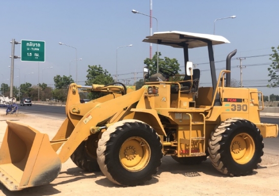 ขายรถตักล้อยาง TCM E830 นำเข้าเองจากญี่ปุ่น สภาพสวยพร้อมใช้ มีVDOการทำงานครับ