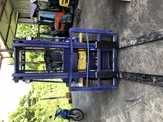 อาร์ ซี เอช โฟรคลิฟท์ ขาย โคมะสุ   2.5 ตัน