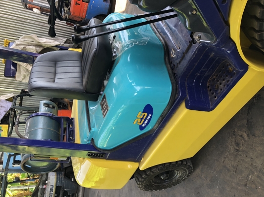 อาร์ ซี เอช โฟรคลิฟท์ ขาย โคมะสุ   2.5 ตัน