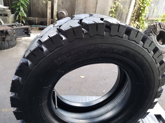 ขายยางลมรถยกโฟล์คลิฟท์ขนาด 250-15