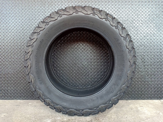 BFGoodrich KO2 285/55R20 ยางออลเทอร์เรน ปี19 MADE IN U.S.A. BFGoodrich KO2 285/55R20 ยางออลเทอร์เรน ปี19 MADE IN U.S.A.