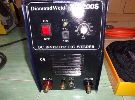 ขายเครื่องเชื่อมอาร์กอน 200 A ตู้ใหญ่ ยี่ห้อ DiamondWeld รุ่น TIG200s