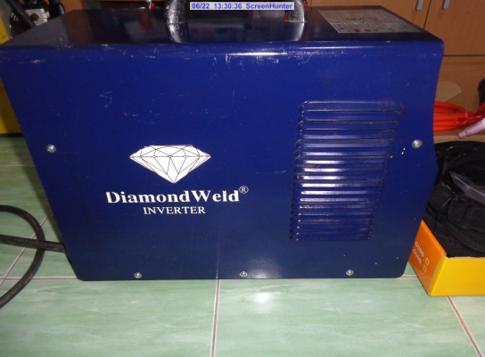 ขายเครื่องเชื่อมอาร์กอน 200 A ตู้ใหญ่ ยี่ห้อ DiamondWeld รุ่น TIG200s