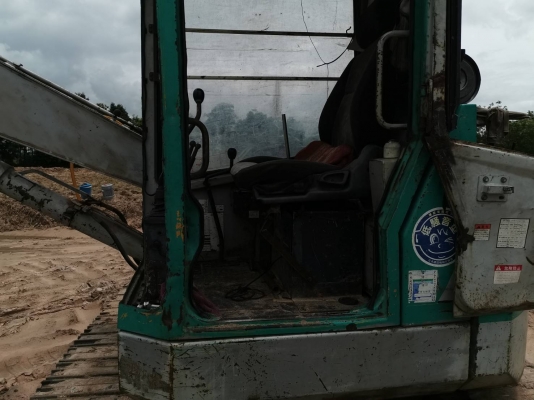 ขาย 235,000 KOMATSU pc 75uu-1 เล่มทะเบียน เครื่องดี ปั้มแรง บูมอามร์ สไลร์ เอวแน่น ช่วงล่างดี รถพร้อมใช้งาน รถอยู่ ขอนแก่น 090-772-3710 090-77-3708