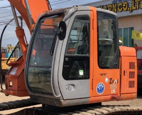 ขายรถขุด HITACHI ZX135US นำเข้าเองจากญี่ปุ่น สภาพสวยพร้อมใช้ มีVDOการทำงานครับ