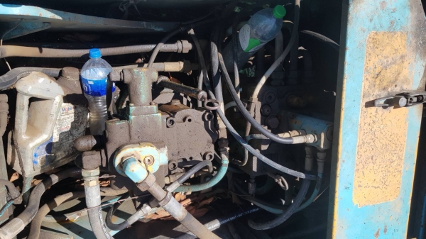 ขาย 515,000 KOBELCO sk 045 เก่านอก 5,000 ชม.แท้ เครื่องดี ปั้มแรง เอวแน่น ช่วงล่างเต็มสวย รถพร้อมใช้ เอกสารใบประมูล รถอยู่ นครปฐม 090-772-3710 090-772-3708