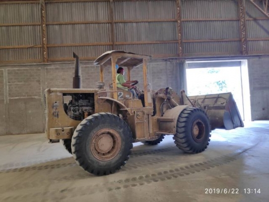 ขาย CAT 950  รถตามภาพ  สภาพดี  ใช้งานทุกวัน  ราคา  610,000  บาท