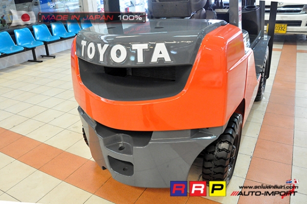 ขายรถโฟล์คลิฟท์มือสอง TOYOTA รุ่น 8FD25 35836 นำเข้าจากประเทศญี่ปุ่น 100\% ไม่เคยใช้งานในไทย