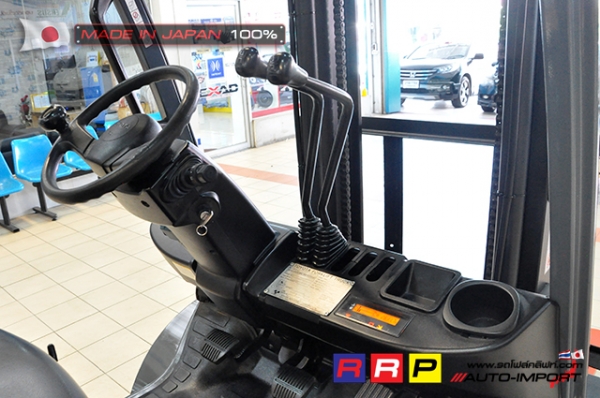 ขายรถโฟล์คลิฟท์มือสอง TOYOTA รุ่น 8FD25 35836 นำเข้าจากประเทศญี่ปุ่น 100\% ไม่เคยใช้งานในไทย