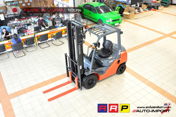 ขายรถโฟล์คลิฟท์มือสอง TOYOTA รุ่น 8FD25-37578 นำเข้าจากประเทศญี่ปุ่น 100\% ไม่เคยใช้งานในไทย