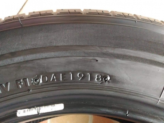 ยาง\% คัดสภาพ Bridgestone Turanza ER33 215/60R16 ผลิตปี 2018 ยางสวย ดอกหนาๆ มีรับประกันให้ทุกเส้น ขา ยาง\% คัดสภาพ Bridgestone Turanza ER33 215/60R16 ผลิตปี 2018 ยางสวย ดอกหนาๆ มีรับประกันให้ทุกเส้น ขา