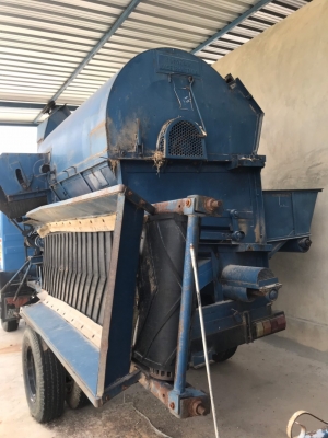 รถโม่ข้าวโพด