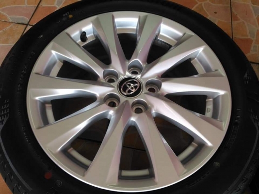 ล้อแม็กป้ายแดงถอดศูนย์ New Toyota Camry ขอบ 17 พร้อมยาง Bridgestone Turanza T005  215/55R17 ผลิตปี 19 ขายถูกๆ ทั้งชุด 28,500.- /ใส่ฟรี รับเทิร์น รับบัตรเครดิตทุกธนาคาร ส่งได้ทั่วไทย