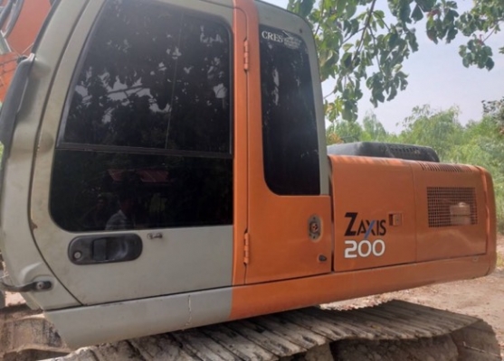 ขายด่วน!! Jcb.+Ex200-5 ค่ะ ขายด่วน!! Jcb.+Ex200-5 ค่ะ